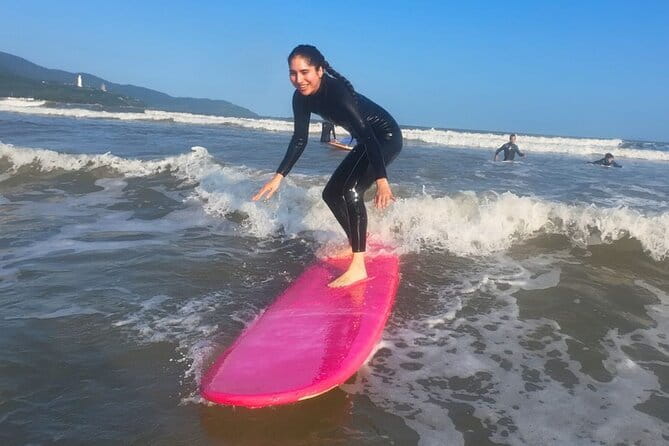1 Hour Taster Surf Lesson at My Khe Beach - Rash vest, wetsuit, wax, and boards: the gear part you won’t regret