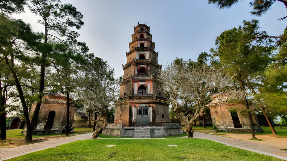 4-Day 3-Night: Explore Vietnam Central Heritage from Da Nang - Day 2: Hue Imperial City, Thien Mu Pagoda, and Khai Dinh Tomb