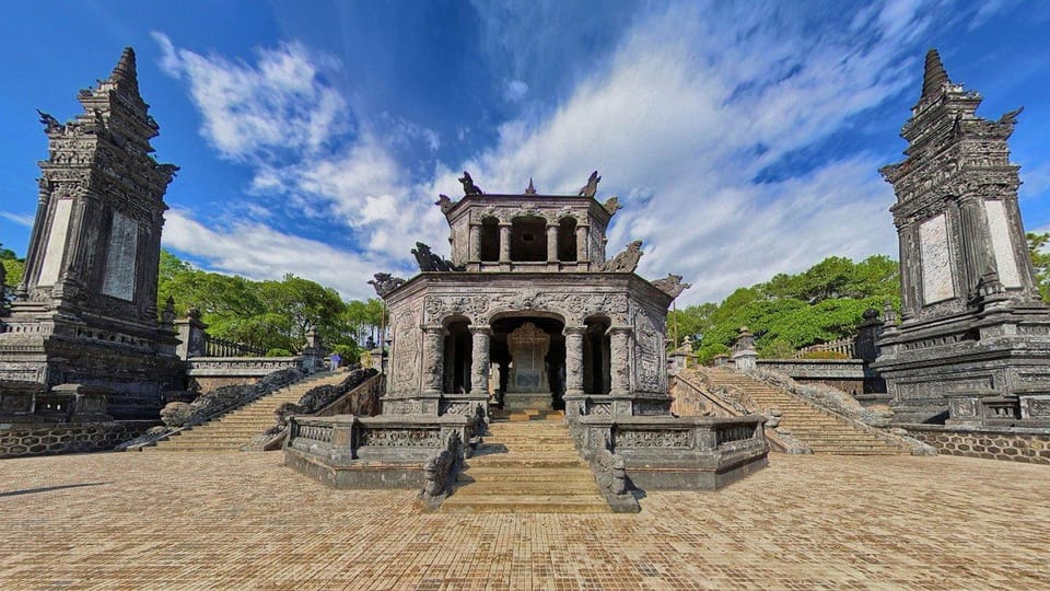 4-Day 3-Night: Explore Vietnam Central Heritage from Da Nang - Day 3: Ba Na Hills Gardens, the Mountain Train, Fantasy Park, and My Khe Beach