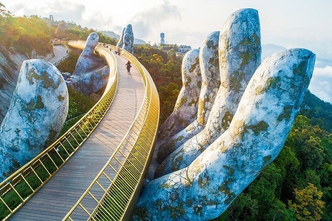 5-Day Explore Central Vietnam | Da Nang Hoi An Hue and Phong Nha - Hue Imperial City and Thien Mu: Where the Timeline Feels Close