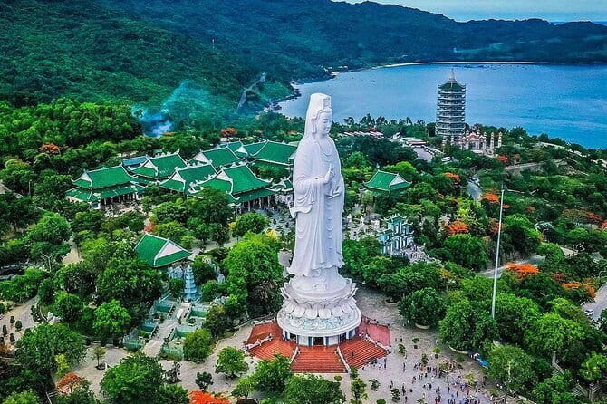Ba Na Hills - Discover Golden Bridge - Linh Ung Pagoda and the 27-Meter Buddha Moment