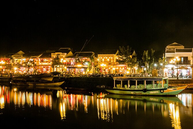 Coconut Basket boat, City tour, Boat ride, Night market from DN - Night market time: food focus and easy evening pacing