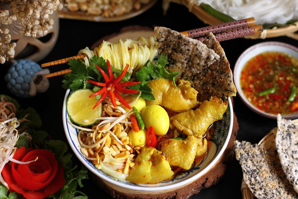 Da Nang: 4 hours city exploration and local food tour - Who should book this motorcycle food tour in Da Nang
