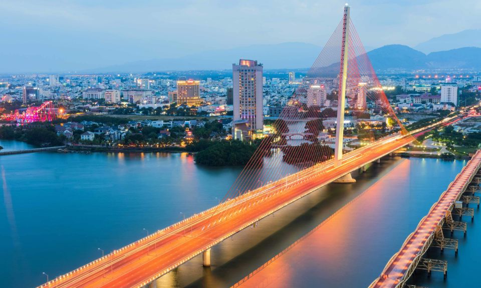 Da Nang: 5-Hour Guided Night Tour - Stop by the Han River: A 30-Minute Walk That Sets the Scene