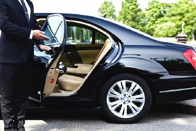 Da Nang Airport Arrival Or Departure By Private Transfers - Price and Value: Why $12 Can Beat the Taxi Hunt