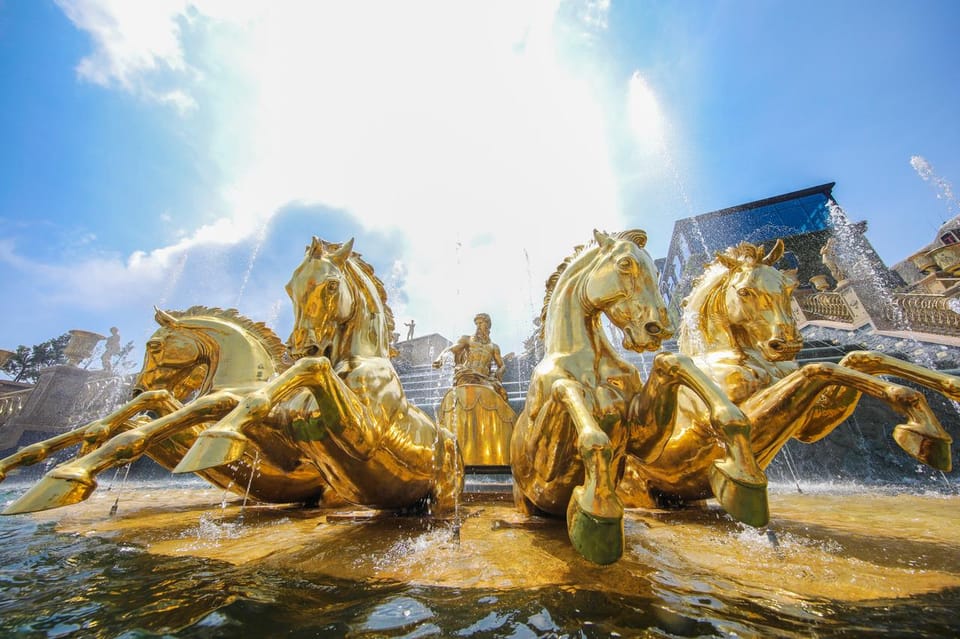 Da Nang: Ba Na Hills Cable Car and Golden Bridge Small Group - Key things to know before you go