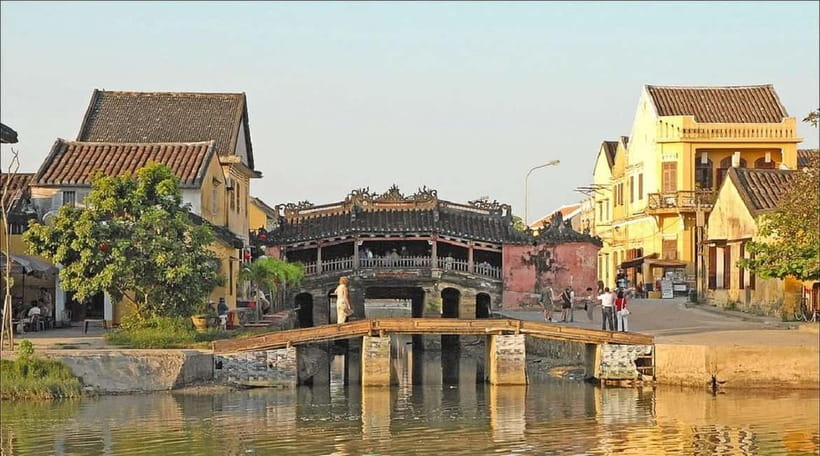 Da Nang : Basket Boat Ride - Hoi An City - Release Lantern - Folk art museum scenes and the Japanese Bridge