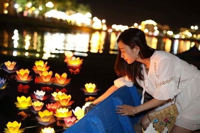 Da Nang Basket Boat Ride in Hoi An City with Release Lantern - Japanese Bridge Plus Inside Details: Small Stop, Big Payoff