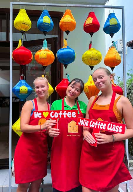 Da Nang: Coffee Making And Cooking Class - Location: near Dragon Bridge, easy to plug into your day
