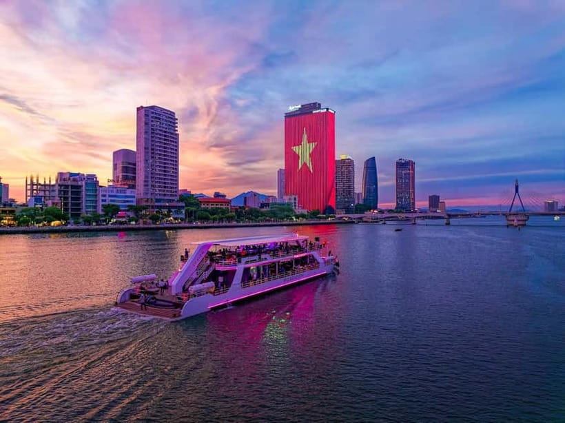 Da Nang: Experience a Magical Sunset Dinner Cruise in DN Bay - Quick hits