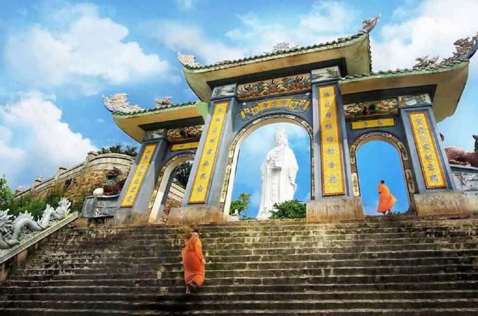 Da Nang/Hoi An: Lady Buddha -Marble Mountain - Am Phu Cave - Pickup to Son Tra: How the Morning Gets Going