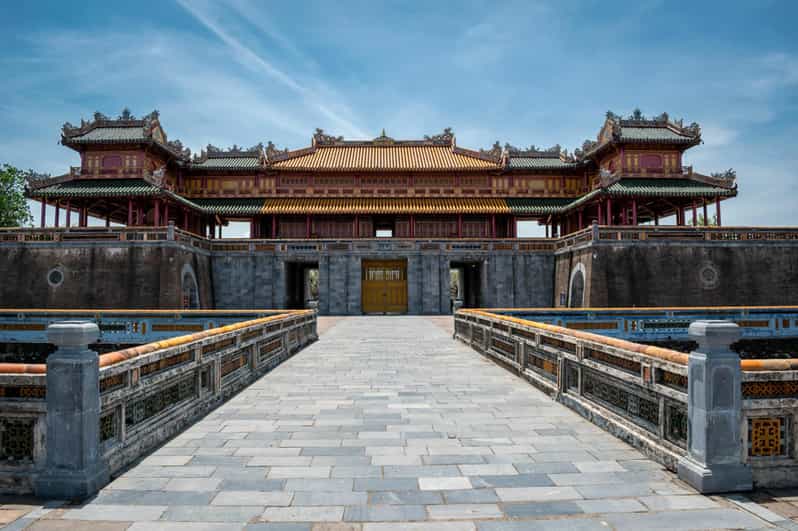 Da Nang: One-Day Hue Discovery with Luxury Private Limousine - Lunch in Hue: a planned break that keeps the day on track