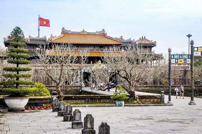 Da Nang Package Tour 4 Days 3 Nights - Da Nang start: Dragon Bridge, a Buddhist museum stop, and Hoi An’s old streets