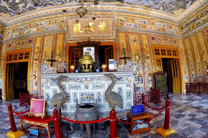 Da Nang Package Tour 4 Days 3 Nights - UNESCO Phong Nha and the Horror Highway: caves by boat, then back to Hue