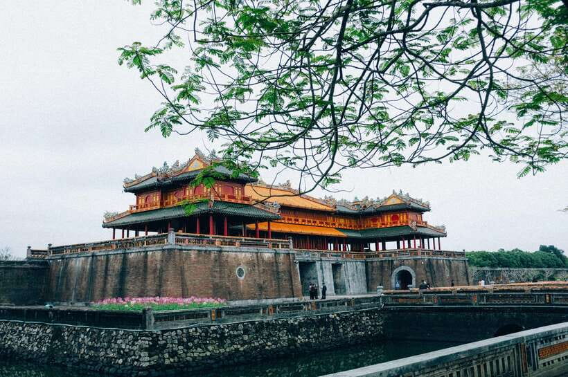 Da Nang : Private Day Trip to Imperial City - Hue - Hai Van Pass: fortifications, bunkers, and a fast way to get the view