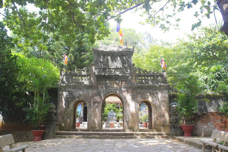 Da Nang Sightseeing Bus City Tour - Transport, Seats, and the Reality of Driver English