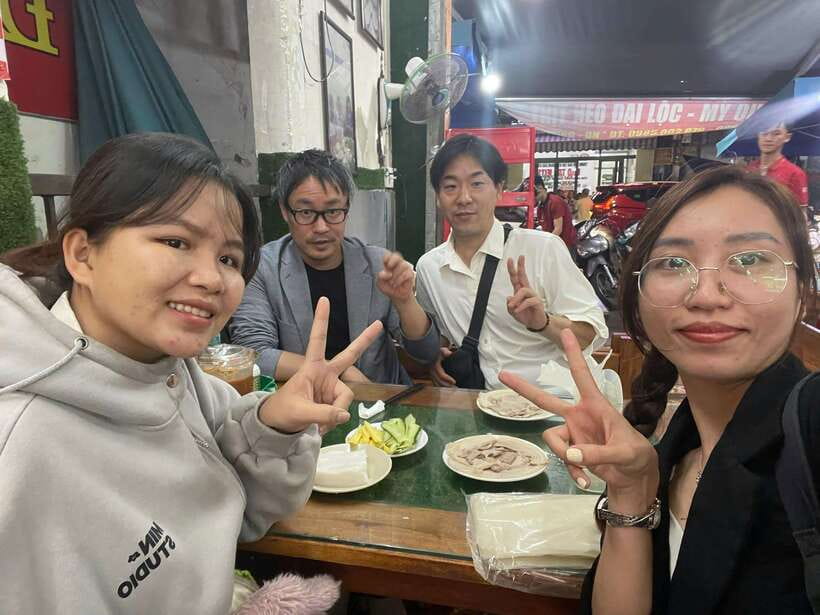 Da Nang Street Food Private Tour With Female Tour Guide - Da Nang Street Food With a Female Guide: What Makes It Different