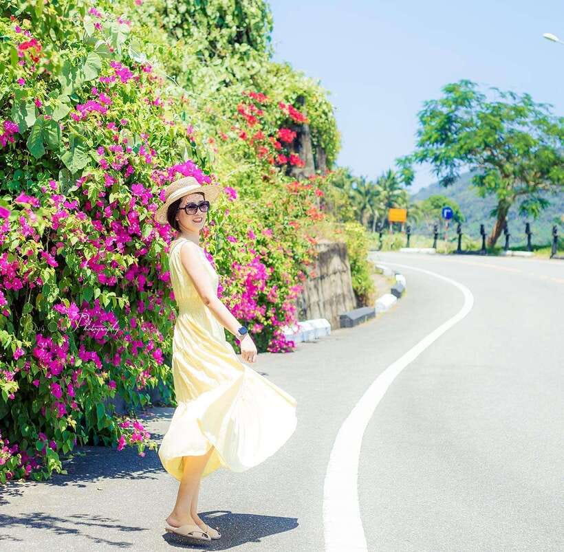 Da Nang: Than Tai Hot Springs Water Park & Wellness Retreat - Marble Mountains with included entry: plan for stairs and views
