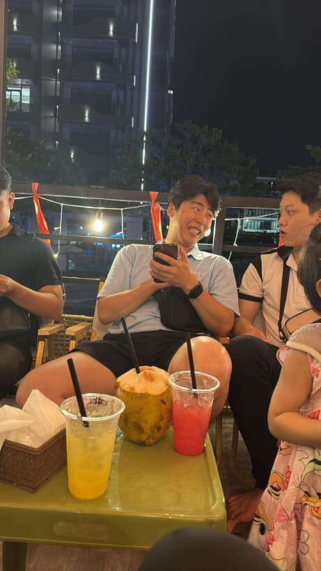 Danang Private Guided Night Tour and Bar - Dragon Bridge and the glowing-streets “setup”