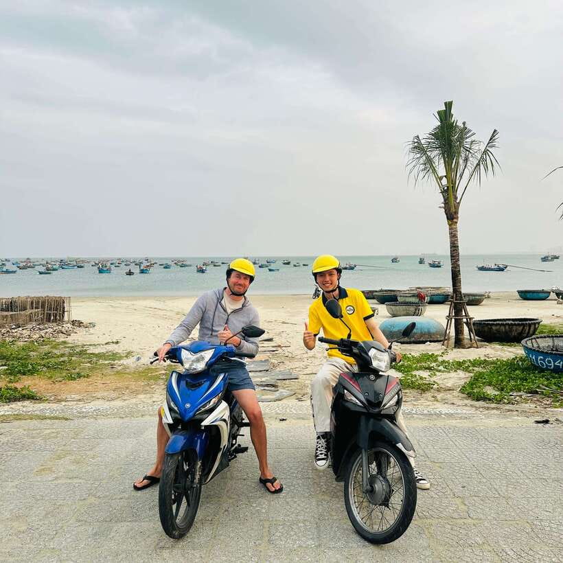 Danang Private Guided Night Tour and Bar - Bar hopping the right way: drinks included, atmospheres different