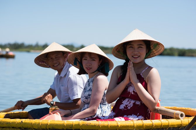 Eco Cooking Class and Basket boat tour from Da Nang/ Hoi An - The guide experience: why Trang’s style matters