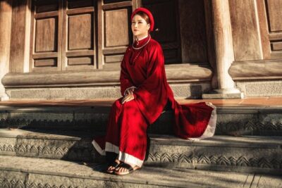 Experience Traditional Vietnamese Costumes at Dong Dinh Museum - Meeting at Dong Dinh Art Museum: Costumes, Accessories, and Quick Fitting