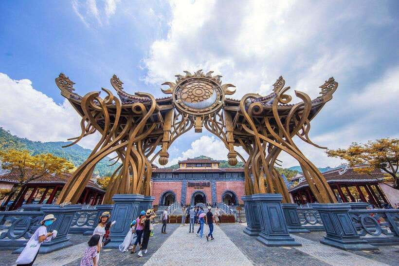 From Da Nang/Hoi An: Ba Na Hills and Golden Bridge Day Trip - Le Jardin d’Amour and Linh Ung Pagoda: Smaller Stops With Big Payoff