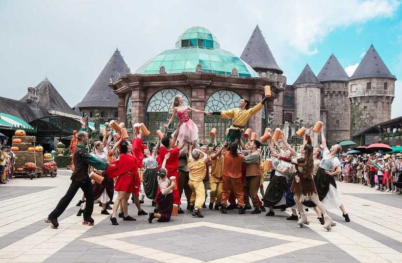From Da Nang/Hoi An: Ba Na Hills and Golden Bridge Day Trip - Fantasy Park Fun: 4D/5D Attractions and 90+ Games