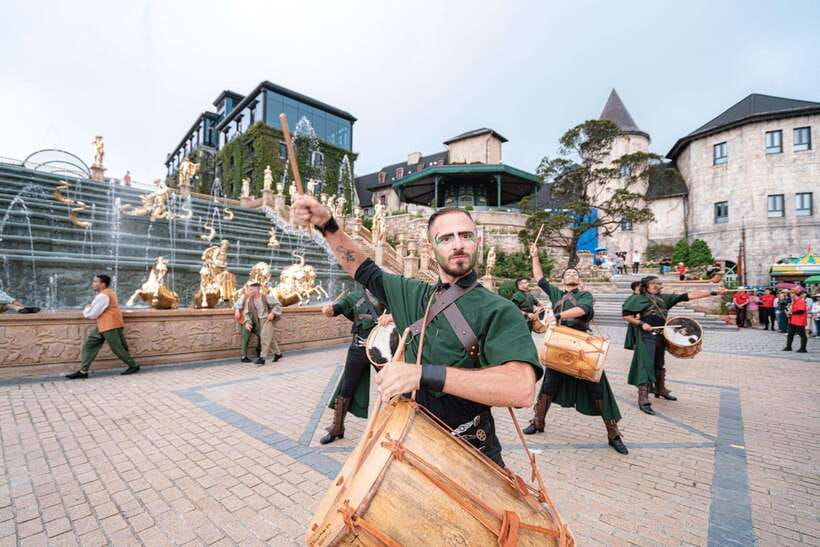 From Hoi An/Da Nang: Ba Na Hills and Golden Bridge Day Trip - Fantasy Park Games: Fun If You Like Fast, Loud, and Playful
