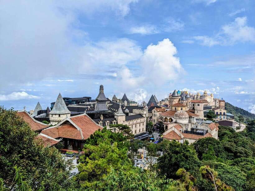 Golden Bridge - Ba Na Hills Day Trip From Hoi An or Da Nang - Cable cars over Da Nang: Dream Stream and the French Village lift