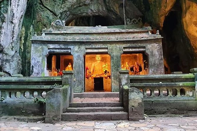 Guided Tour to Visit Marble Mountain,Lady Buddha Statue& Monkey Mountain by Jeep - Jeep transport in Da Nang: how the half-day stays efficient