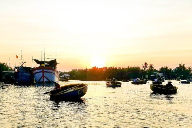 Hoi An Ancient Town and Coconut Village Private Tour - Cam Thanh Coconut Village: basket boats, crab fishing, and river music