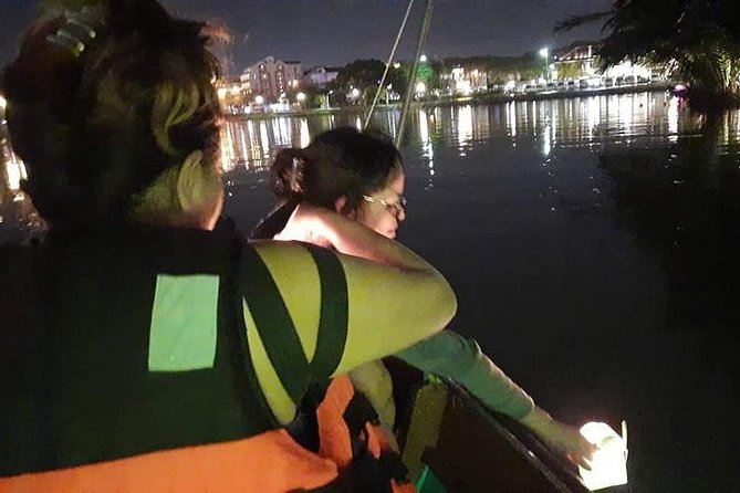 Hoi An City-Peaceful Morning Walking or Afternoon Tour& boat Ride - Night market time: shopping with structure