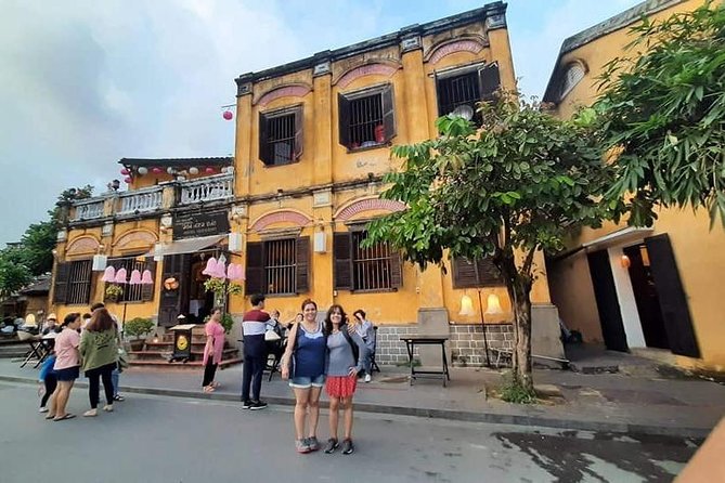 Hoi An City-Peaceful Morning Walking or Afternoon Tour& boat Ride - Riverboat ride: day views versus lantern night energy