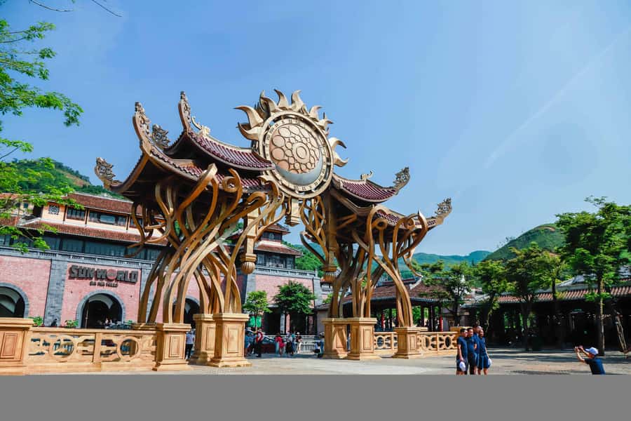 Hoi An/Da Nang: Ba Na Hills & Golden Bridge Small-Group Tour - Lava Train and Fantasy Park: the theme-park energy in one afternoon