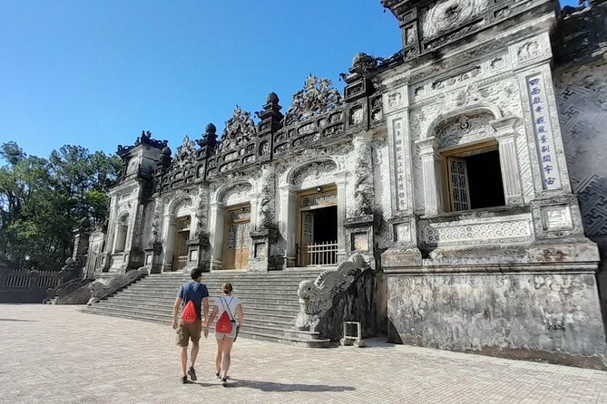 Hue Imperial City Full Day Small Group Tour from Da Nang - Riding the Hai Van Pass: how the drive becomes the warm-up
