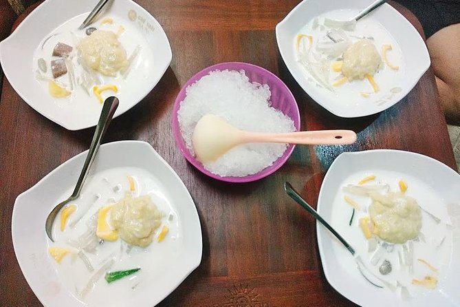 Let's eat LIKE a Vietnamese - Explore Foods Tour - A 6pm Da Nang Food Tour That Moves With the City