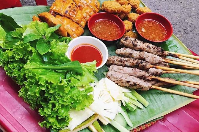 Let's eat LIKE a Vietnamese - Explore Foods Tour - The Main Event: Eating Like a Local (Not Just Eating Local)