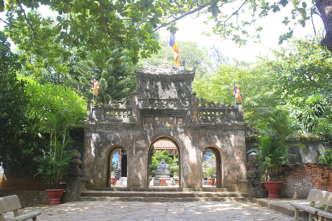 Marble Mountains And Son Tra Peninsula Half-day Tour - Guide quality: what you should look for on the day