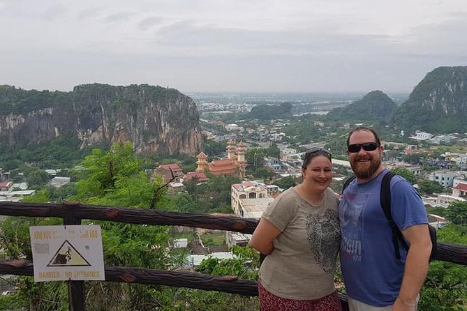 Marble Mountains - Hoi An City- Night Market- Sampan Boat Ride - Night Market time plus a lantern sampan ride