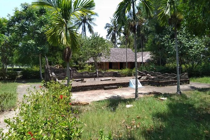 MY LAI MASSACRE Tour from Hotel in Da Nang City or Hoi An City ( Private Tour ) - Small practical notes that help your day run well