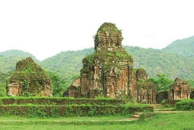My Son Sanctuary Daily Ingroup Morning Tour from Da Nang/Hoi An - Your English-speaking guide: how the day becomes more than sightseeing