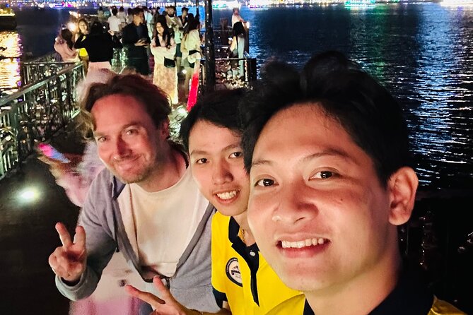 Private Guided Night Tour and Bar in Danang - Dragon Bridge and Love Bridge: The Show, Then the Wind-Down