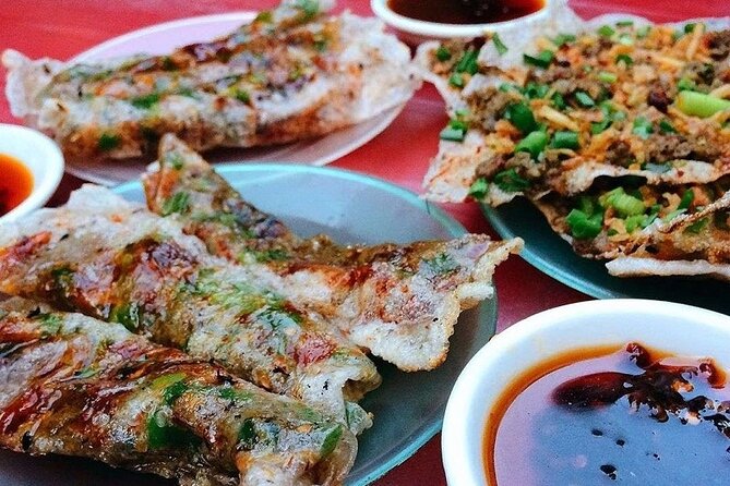 Private Guided Night Tour and Bar in Danang - Night Market Time at Son Trà: Snack, People-Watch, Repeat