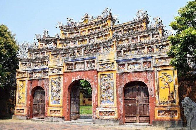 Private Shore Excursion to HUE IMPERIAL CITY from Chanmay/Tiensa Port - Lunch Timing: Plan for a Fresh Vietnamese Meal (Not Included)