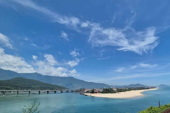 Private Tour in Hai Van Pass via US Army Jeep in Danang - When This Tour Is Best: Weather, Clothing, and Pace