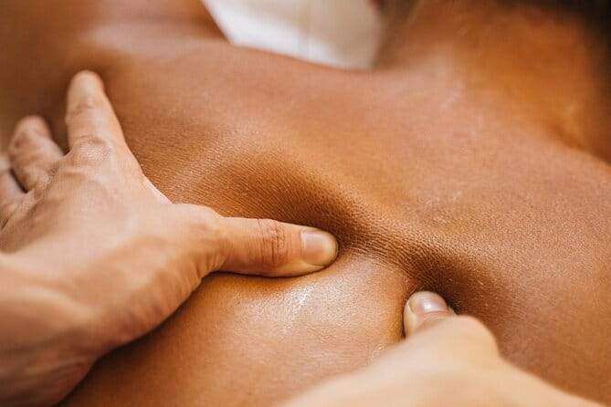 Shiatsu Massage - The Japanese Shiatsu Technique (Thumbs, Fingers, Acupressure)
