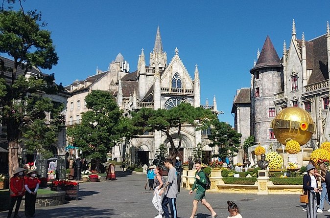 Shuttle bus to Golden Bridge - Ba na hill from Da Nang - Inside Ba Na Hills SunWorld: where your day really happens