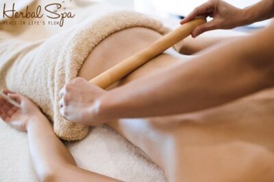Tailored Body Ritual (Personalized | Custom Blend) - Entering the Spa Routine: Shower, Changing Rooms, and Real Downtime