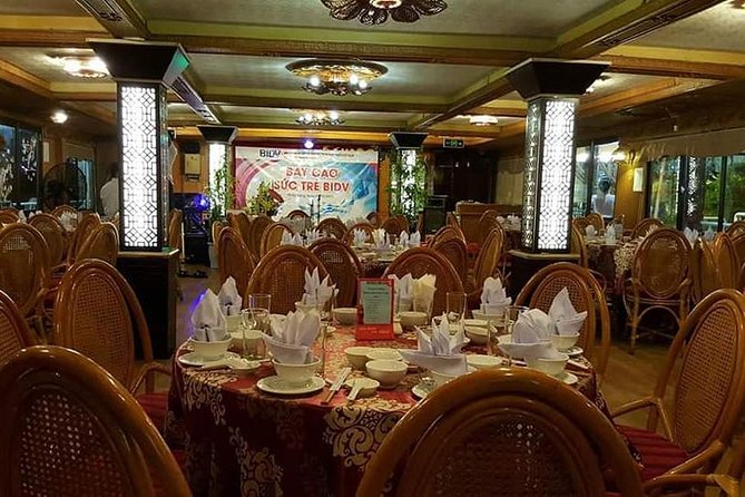 Tasty Dinner Han River Dragon Cruise by Yatch & Tradictional Show - Fire and water show nights: Friday and weekend perks